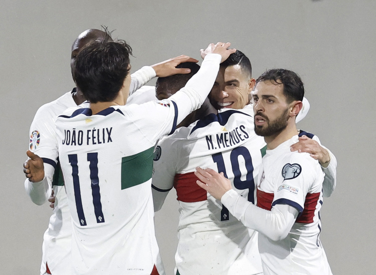 Portekiz gol olup L�ksemburg'a ya�d�