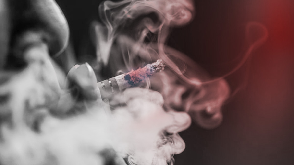 Sigara duman� orucu bozar m�?