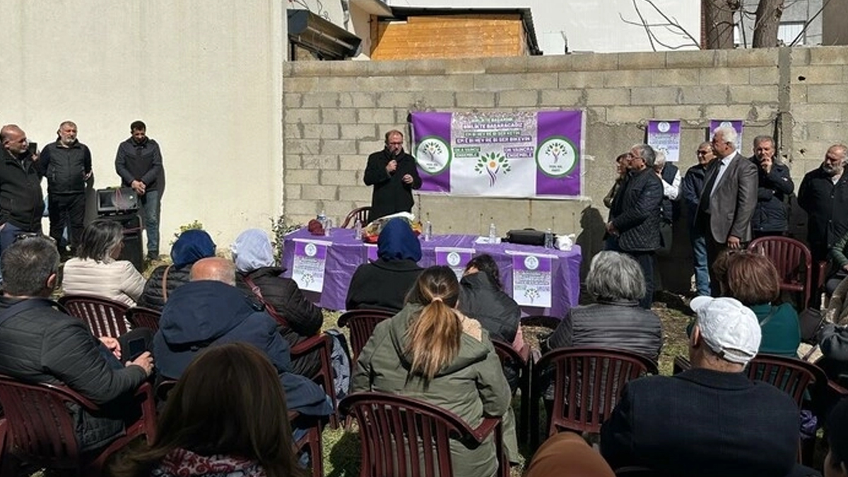 Ter�r destek�isi HDP �yeleri propagandaya ba�lad�: K�l��daro�lu bizim sayemizde aday!