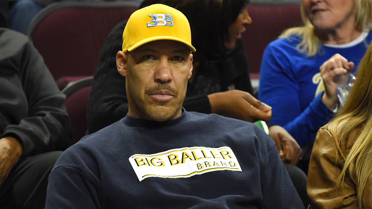 LaVar Ball: LeBron James'in o�lu Bronny, Avustralya'da oynamal�