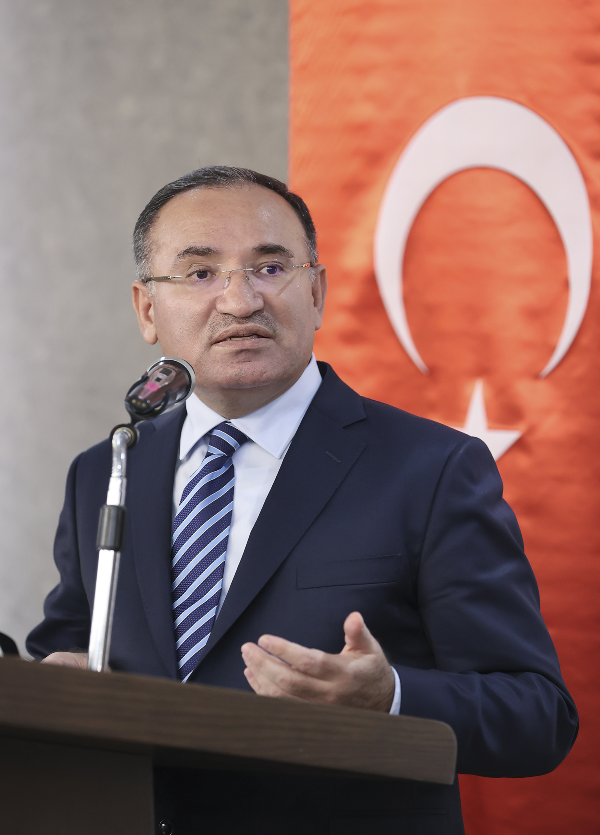 Bakan Bozda�'dan 14 May�s payla��m�