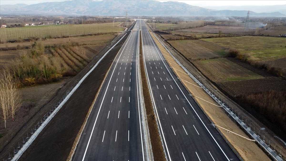 Kuzey Marmara Otoyolu'nu 864 milyon ara� kulland�