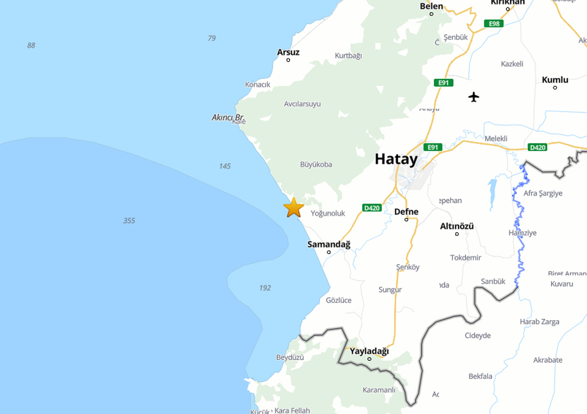 Hatay'da 6 dakika arayla iki deprem