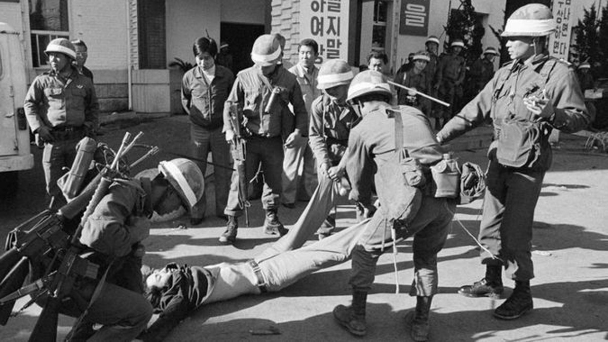 Gney Kore'nin ''son diktatrnn'' torunu, 1980'deki Gwangju basknndan dolay zr diledi