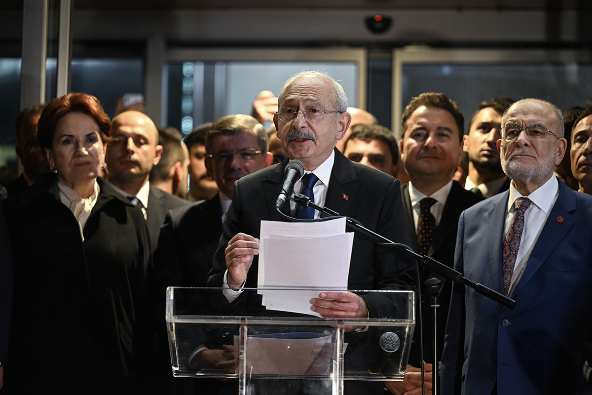 7'li koalisyonda i�ler yine kar��t�! DEVA Partisi krizi