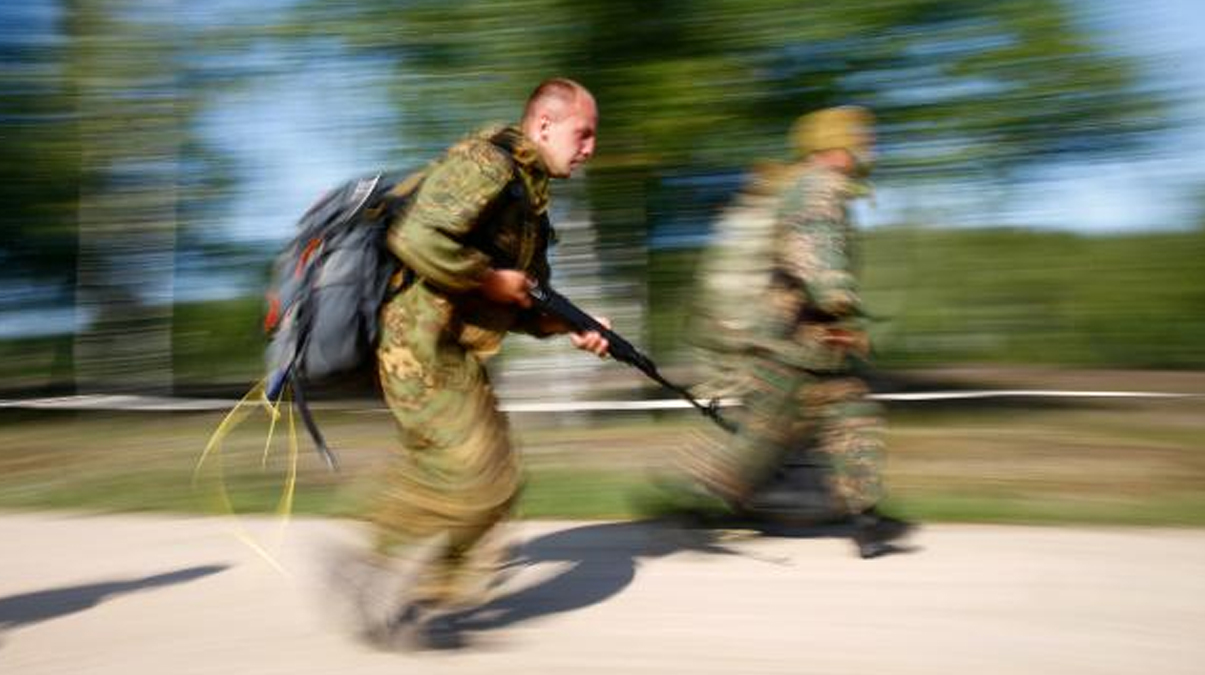 Rusya, Belarus askerlerine n�kleer f�zelerle sistemlerin kullan�m�na dair eti�im vermeye ba�lad�