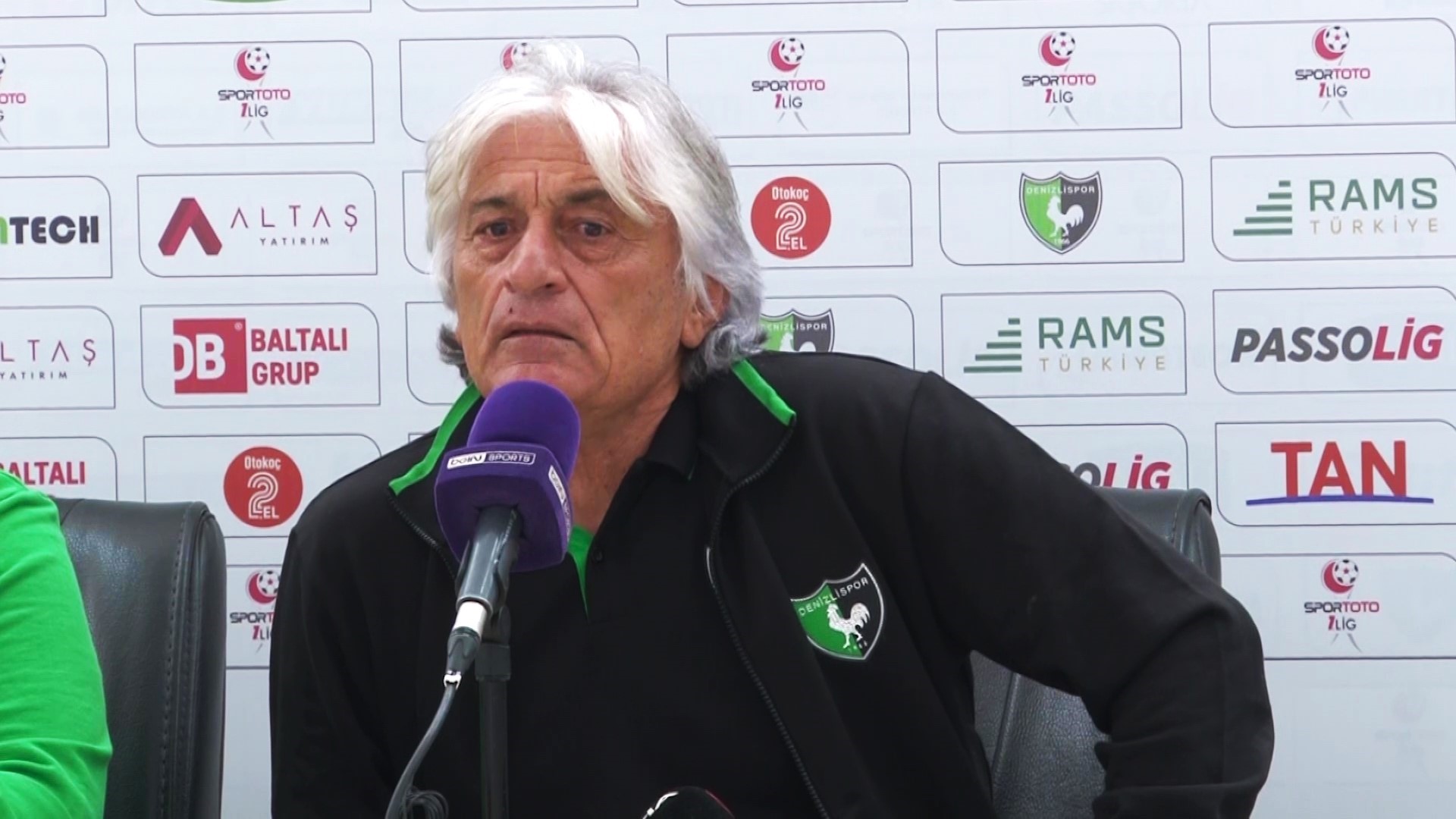 Denizlispor Teknik Direkt�r� Kemal K�l��: Ligde kalma umutlar�m�z imkans�za yak�n