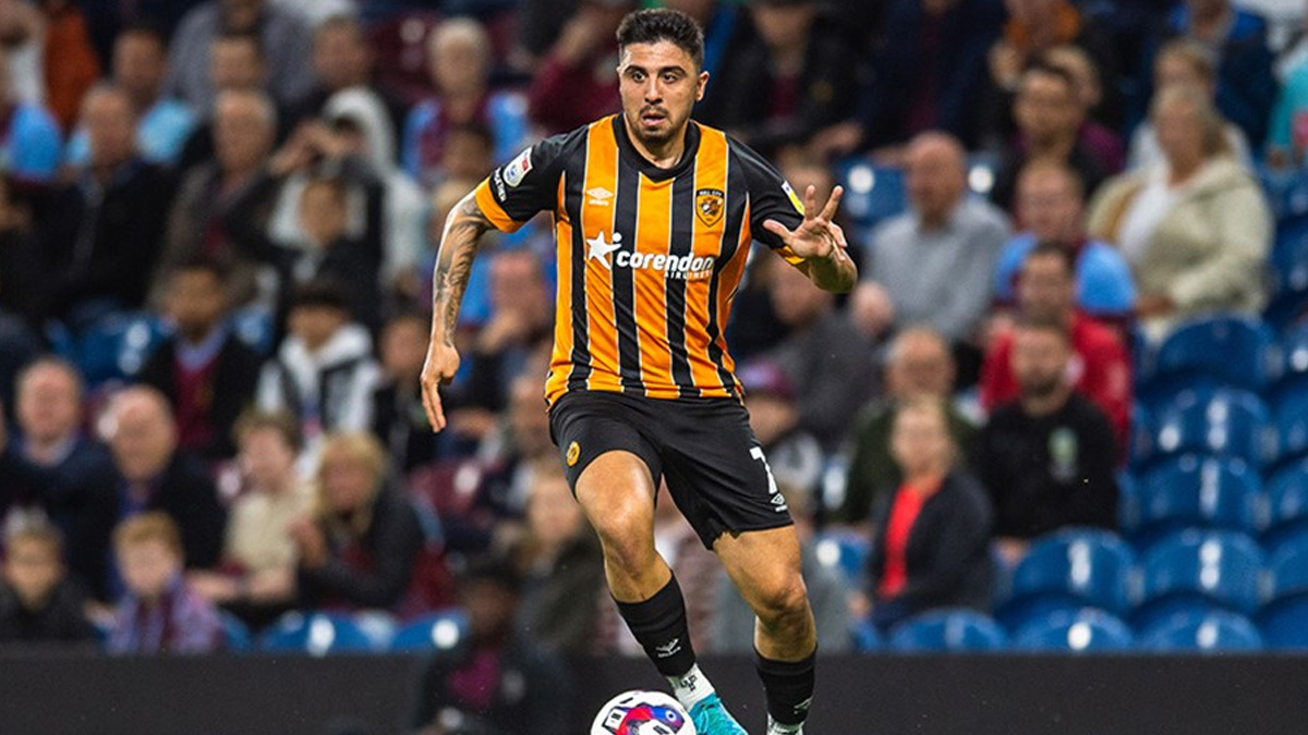 Ozan Tufan, �ngiltere'de de gol atmaya devam ediyor