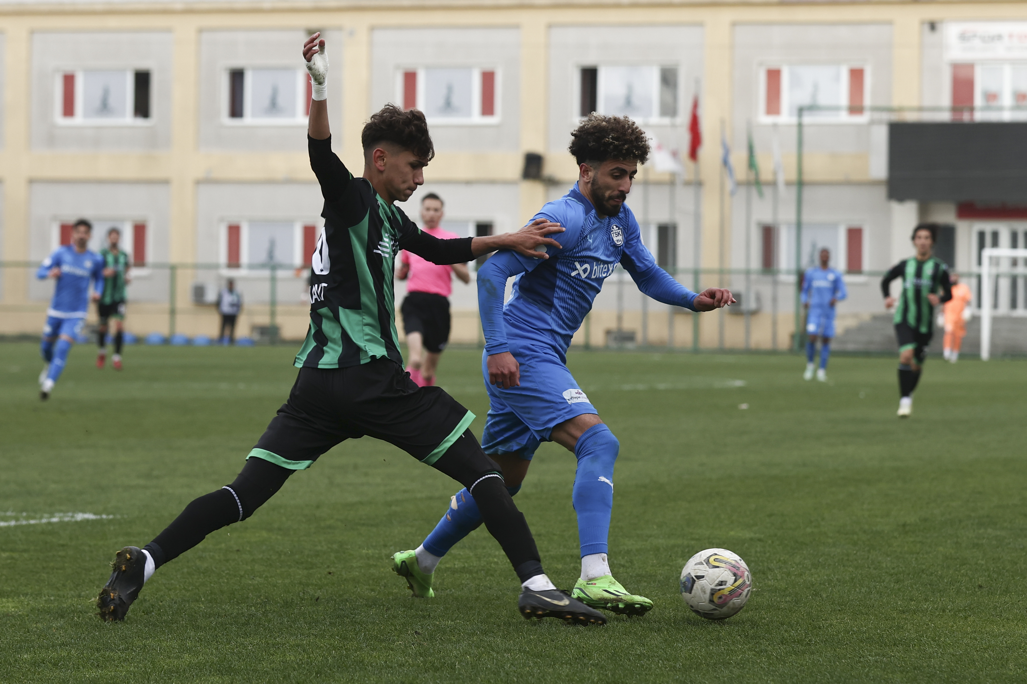 Tuzlaspor evinde Denizlispor'u 3 golle ge�ti