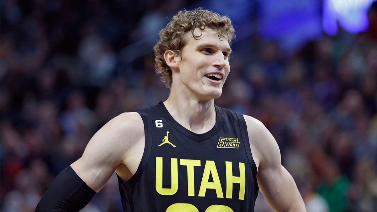 Utah Jazzl Lauri Markkanen, askere gidiyor