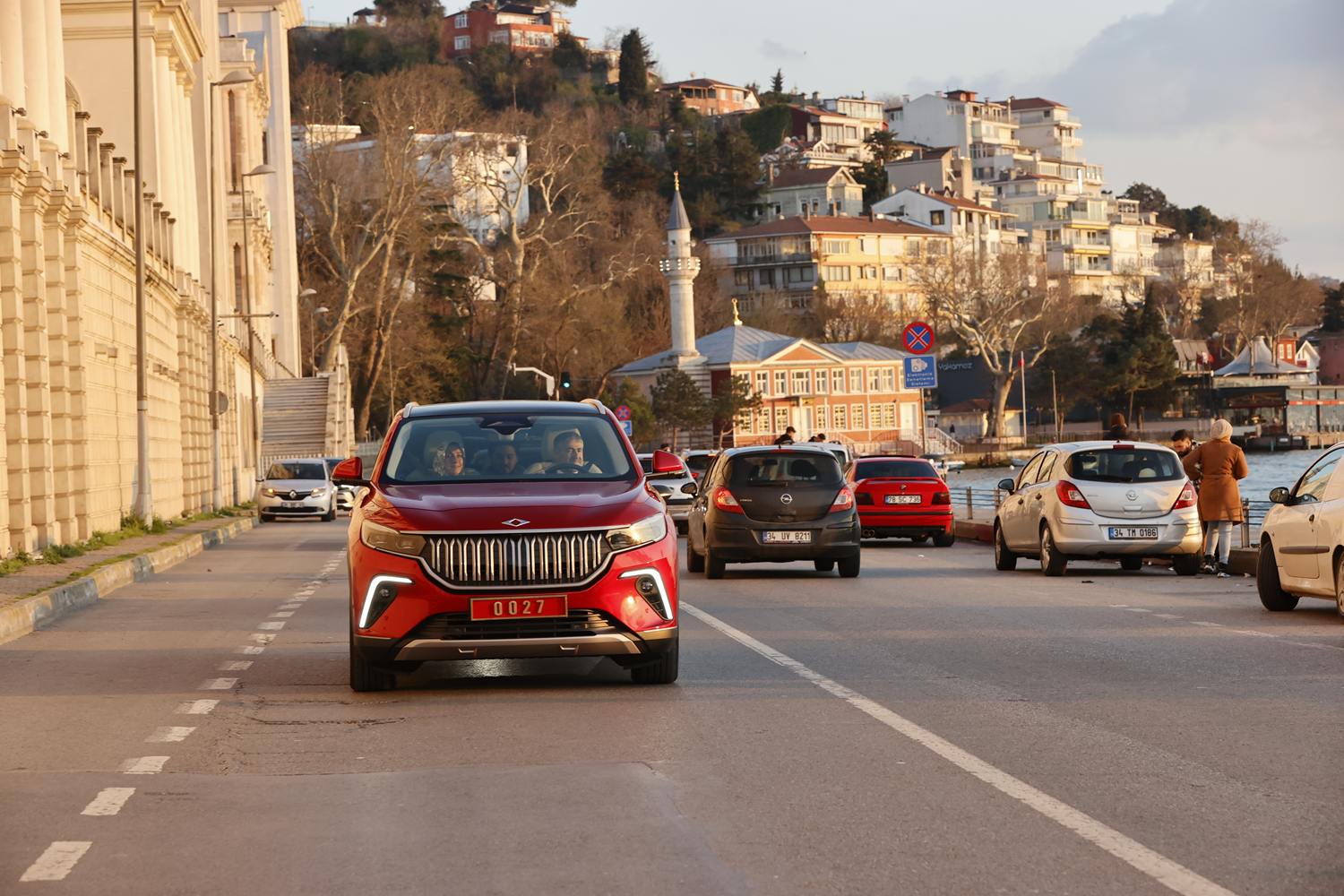 Bakan Nebati Togg'la yollarda: Anlat�lmaz ya�an�r