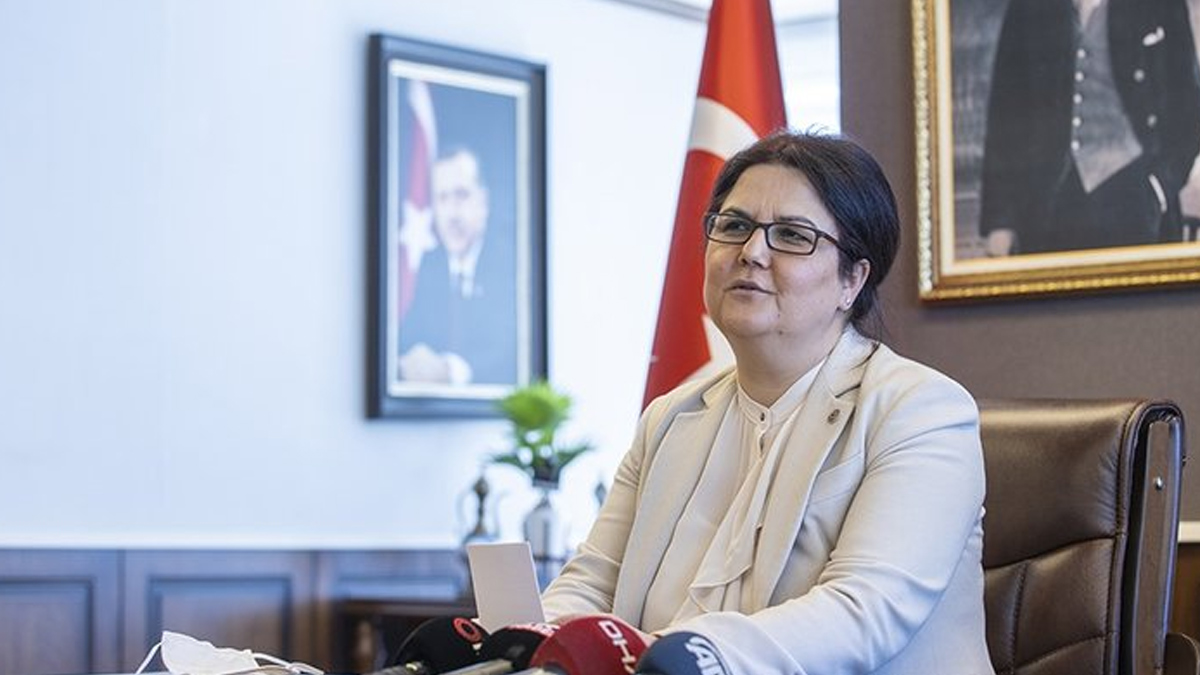 Bakan Yan�k: Herkes g�r�yor ve s�yl�yor