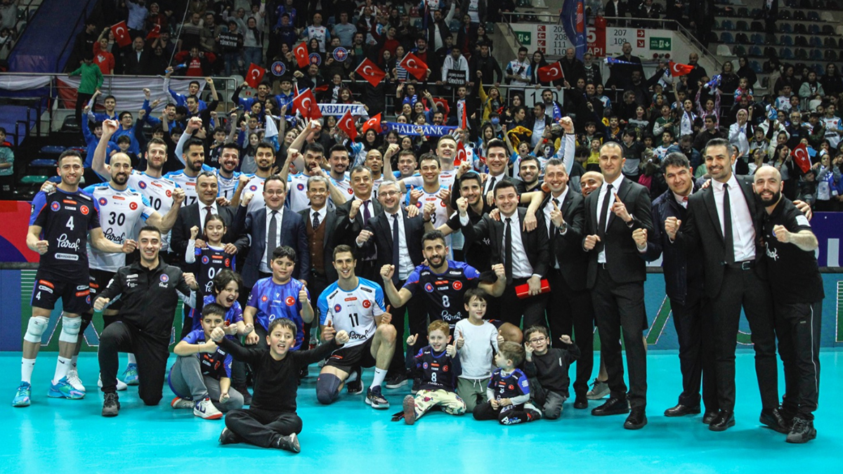 Halkbank, Cizre Beldiyespor'u 3-0 yendi