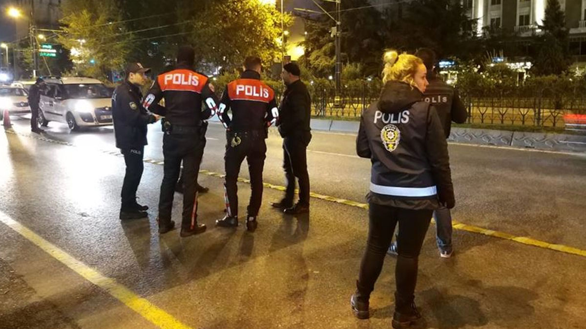�stanbul'da asayi� uygulamas� yap�ld�