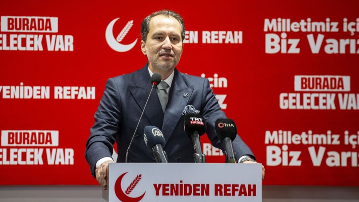 Yeniden Refah Partisi Genel Bakan Erbakan, stanbul 2. Blgeden milletvekili aday oldu 