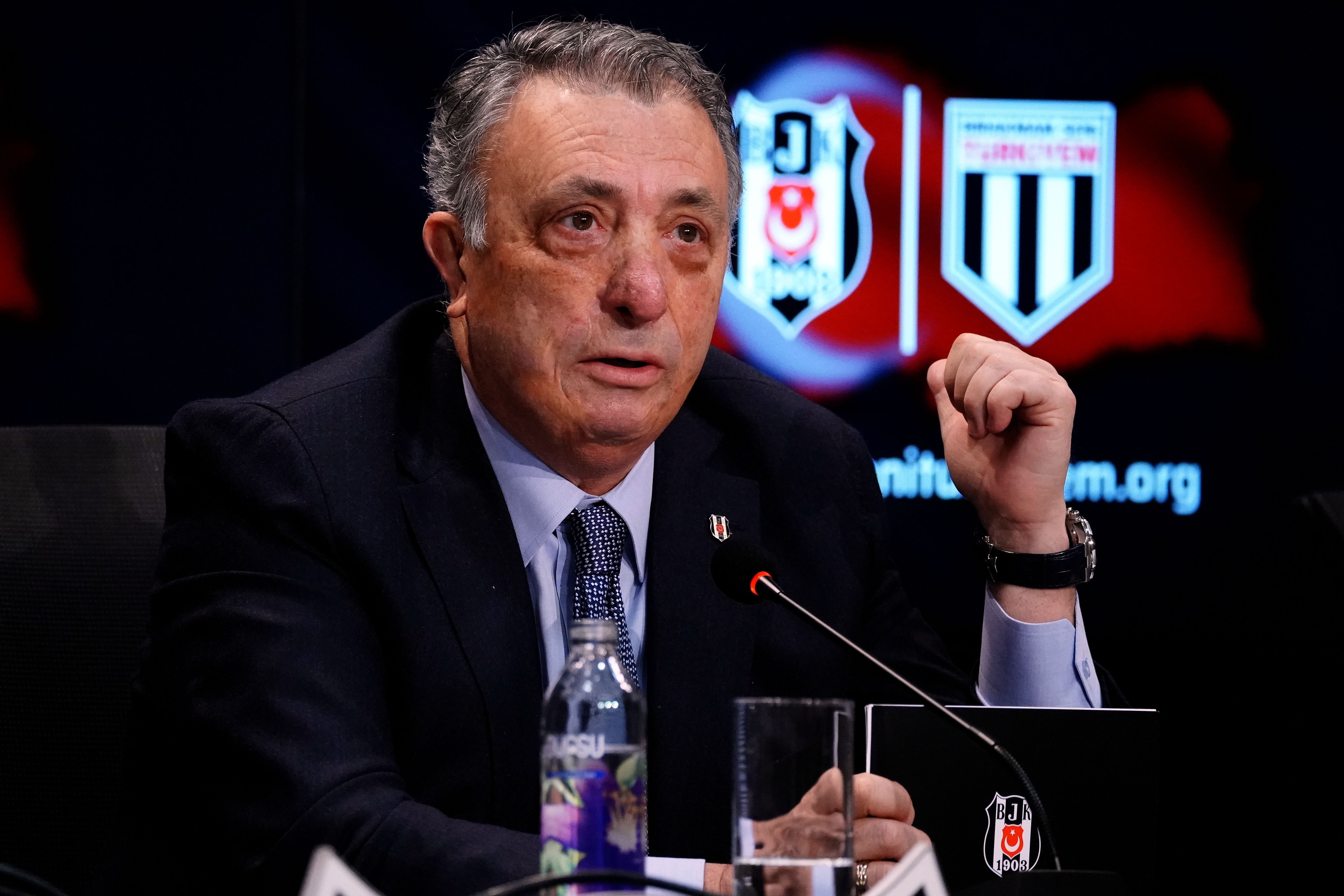 Ahmet Nur �ebi: Elinde belge varsa ��k konu�