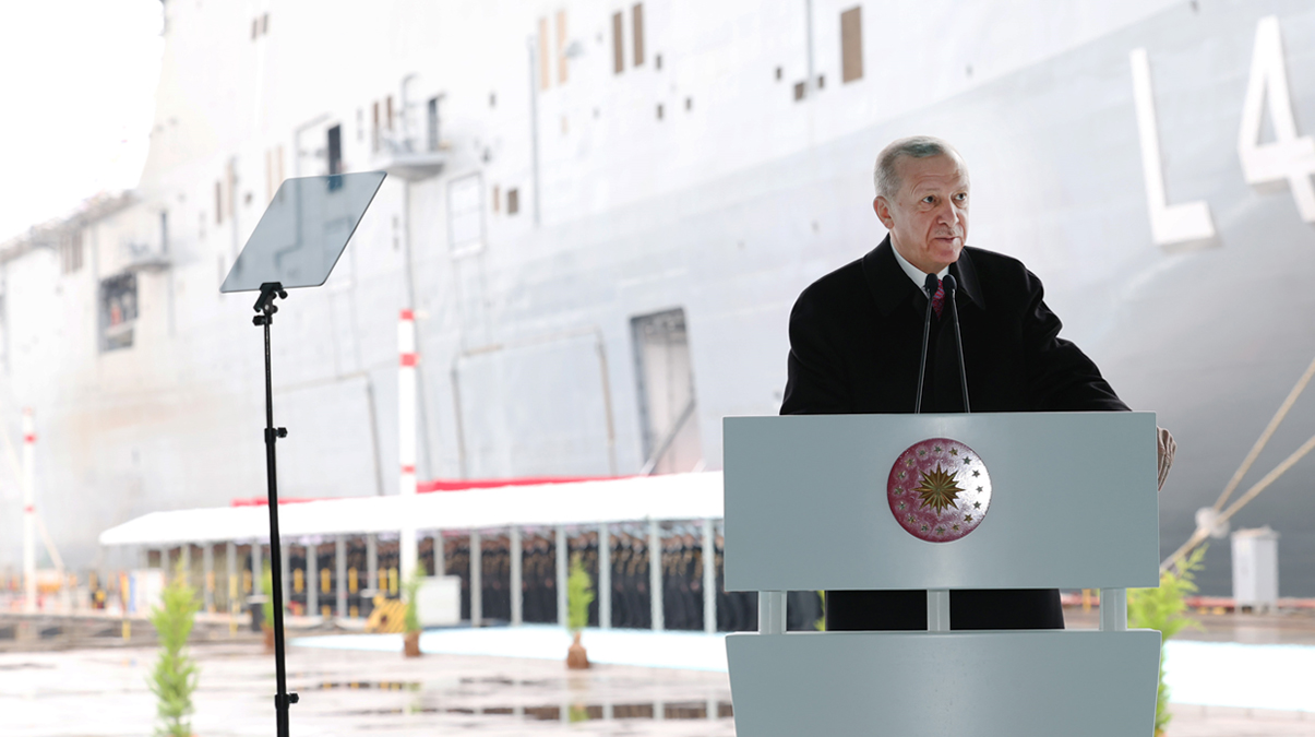 D�nyan�n ilk S�HA gemisi: TCG Anadolu! Ba�kan Erdo�an: Bu teknoloji ile oyun de�i�tirece�iz