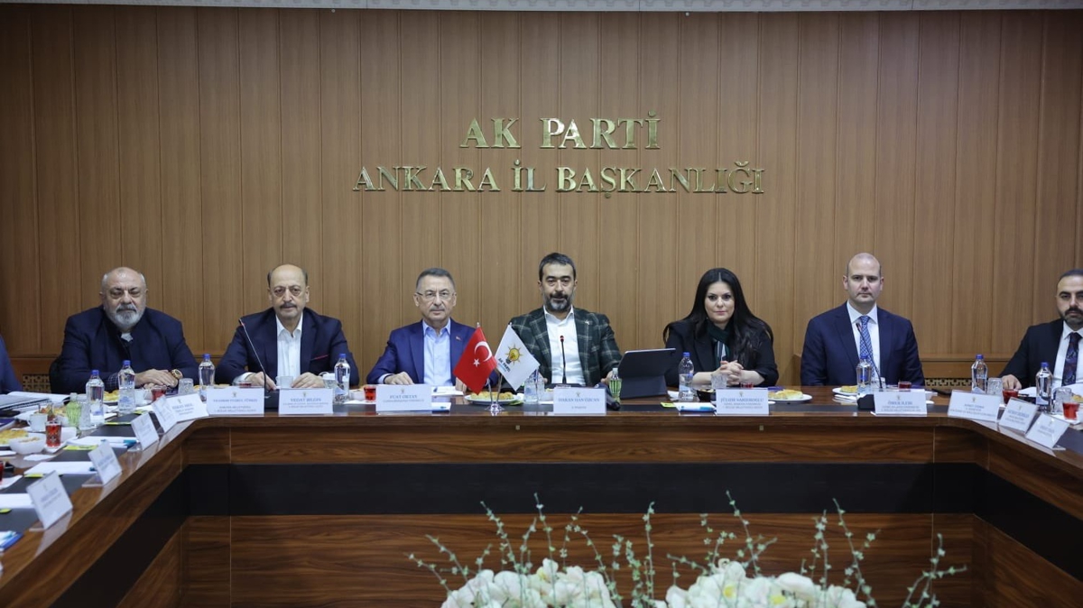 Fuat Oktay'dan AK Parti il Bakanl'na ziyaret