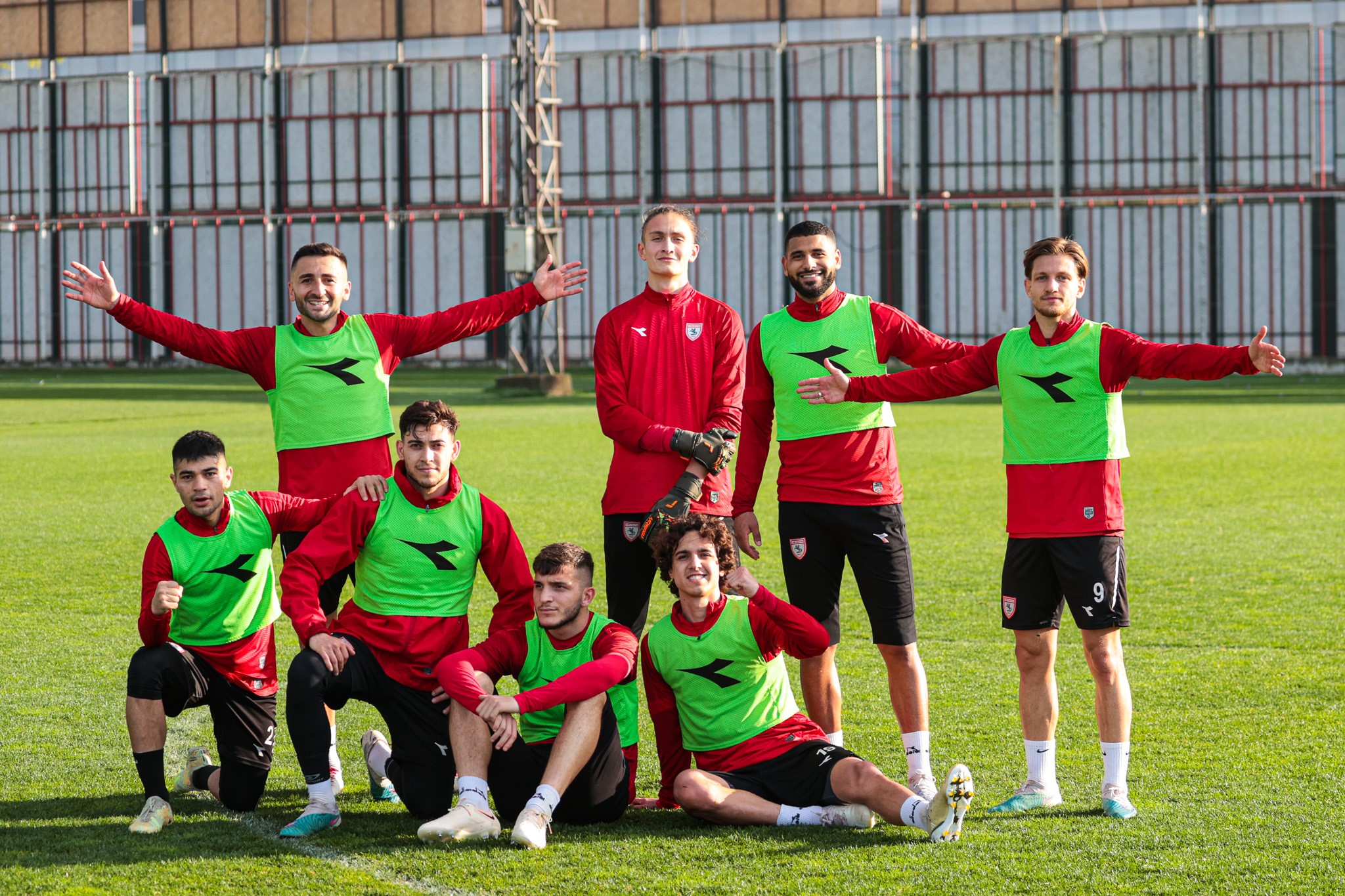 Samsunspor, Tuzlaspor ile kar�� kar��ya gelecek