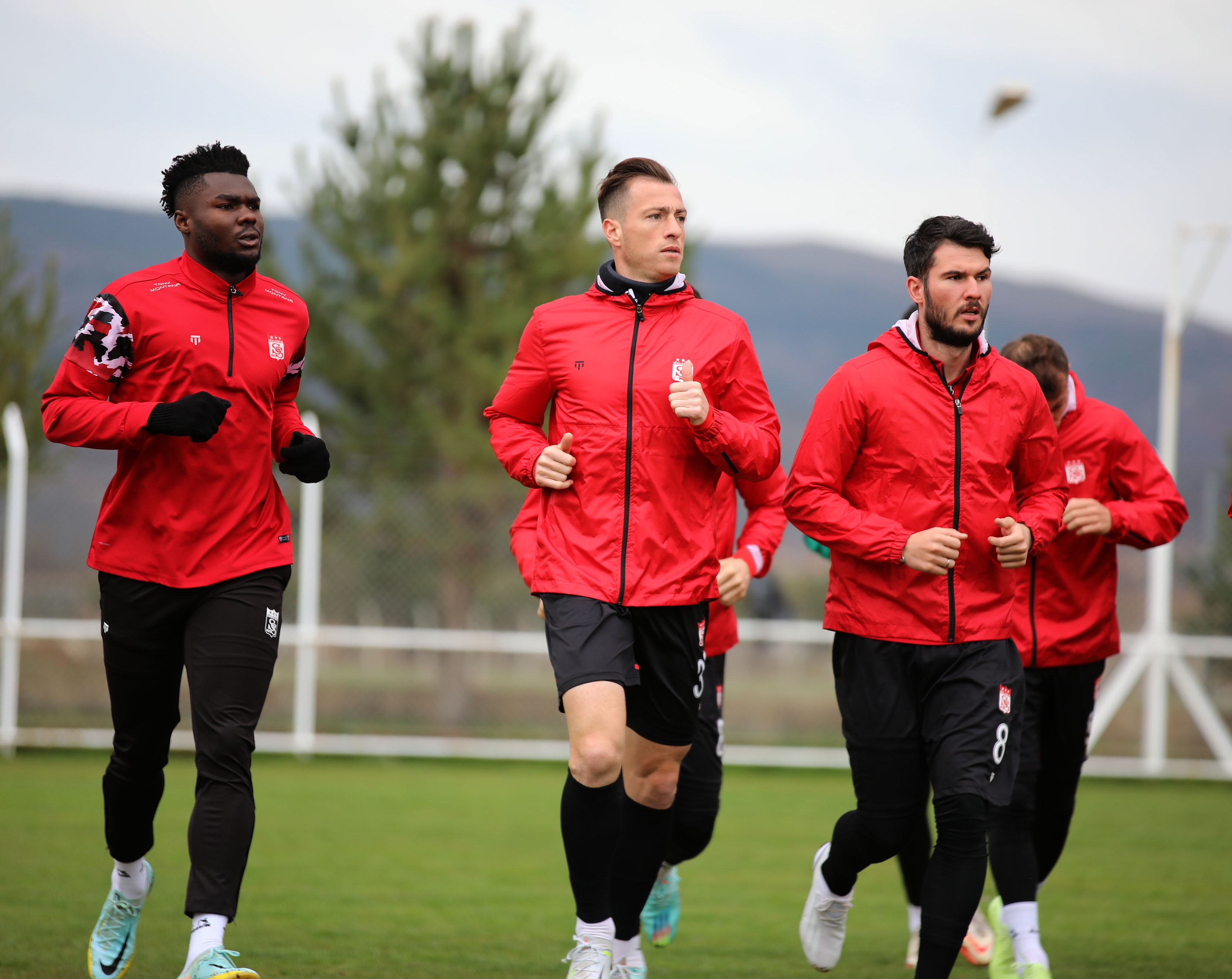 Sivasspor, Giresunspor mesaisini s�rd�r�yor