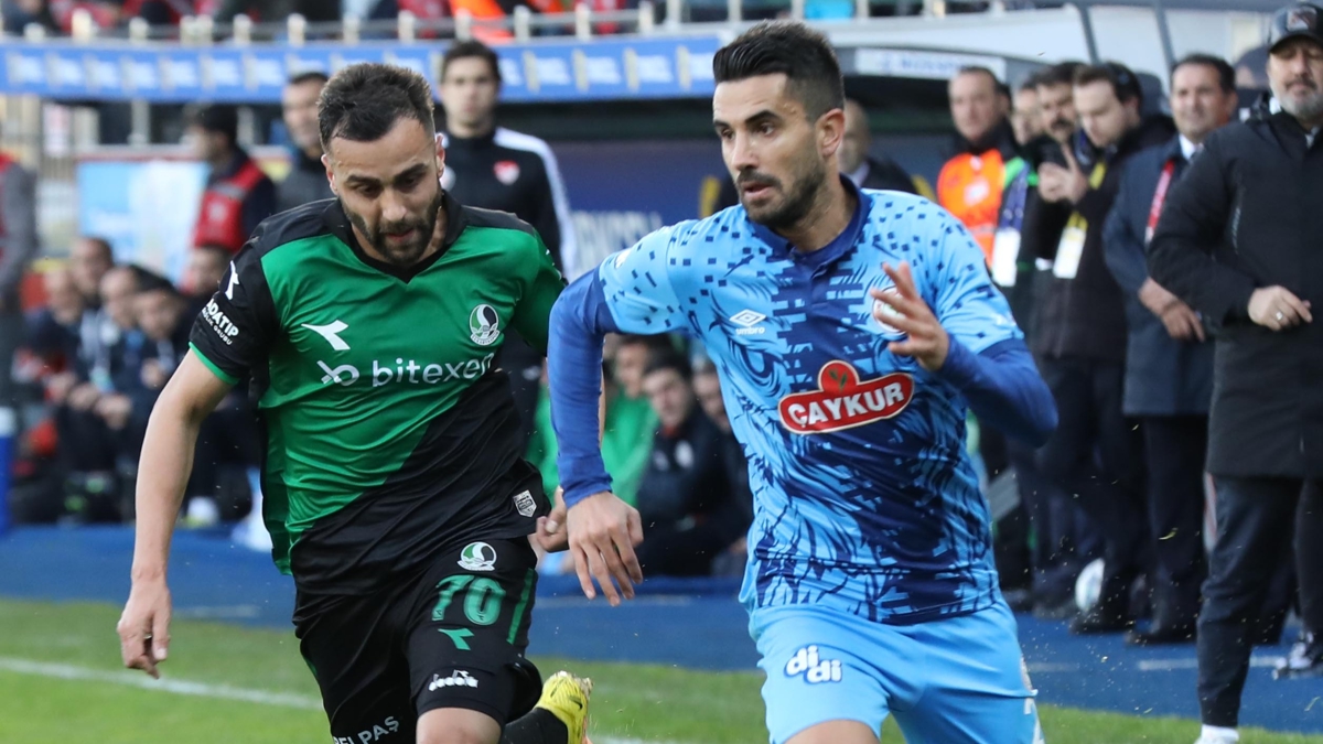 aykur Rizespor, Sakarya'da 2 golle kazand