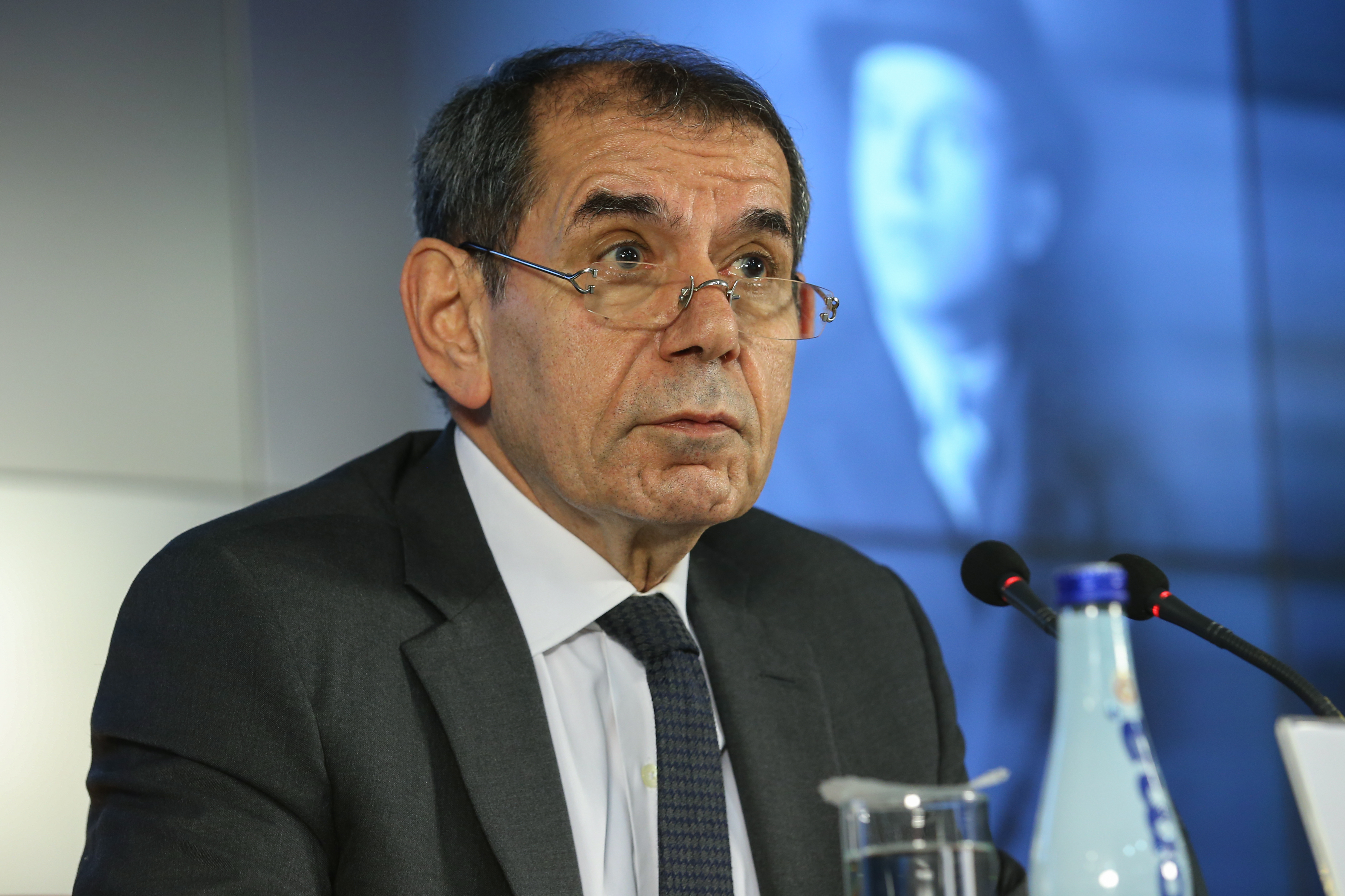 Ahmet Nur �ebi ve Dursun �zbek'in cezalar� kald�r�ld�