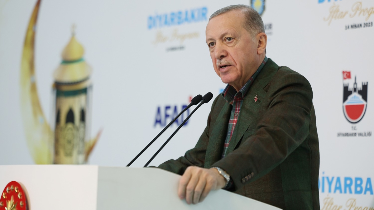 Bakan Erdoan 7'li koalisyona sert kt: Depremzede kardelerimizin umutlaryla oynuyorlar