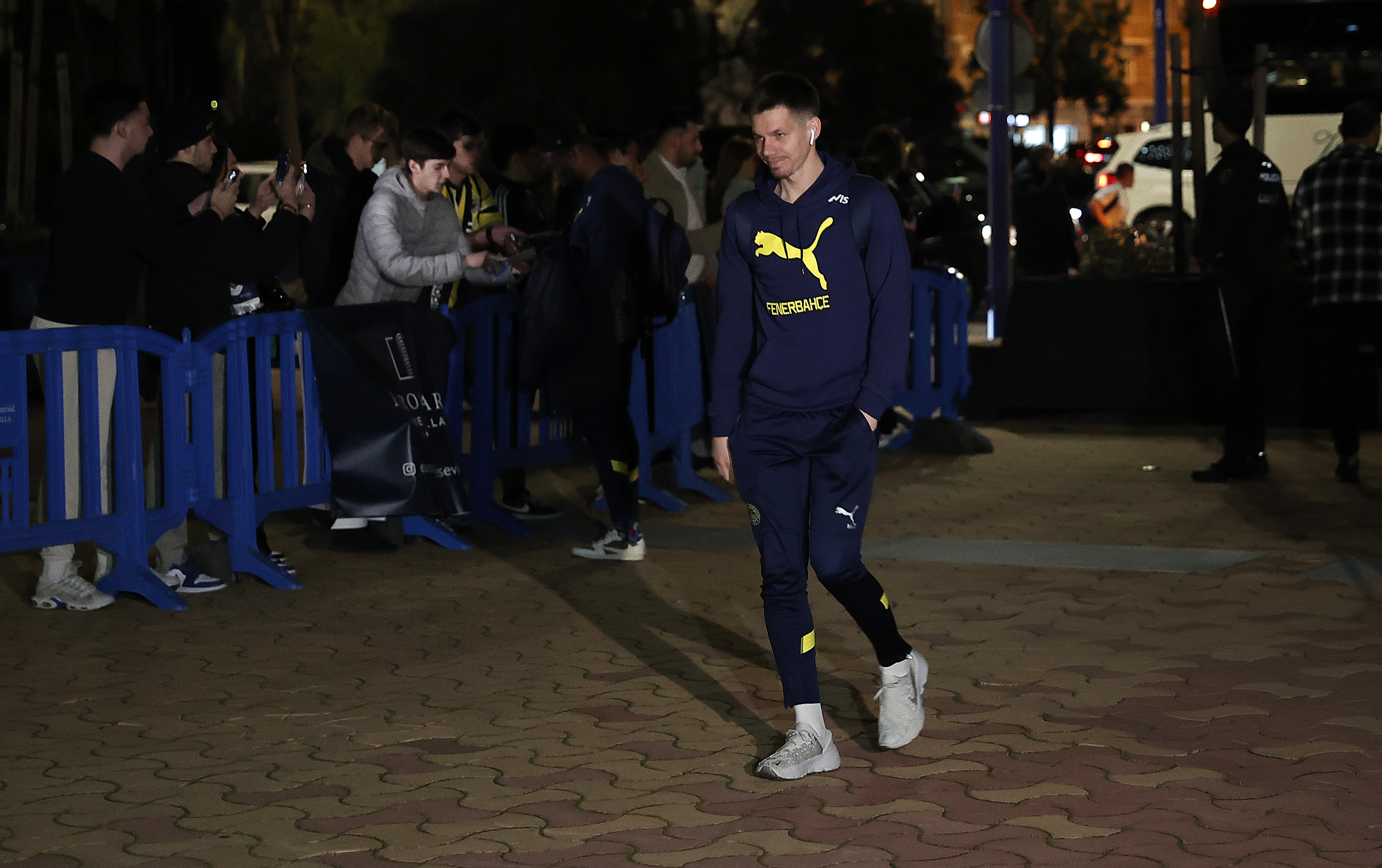 Fenerbah�e sezon sonunda Miha Zajc ile yollar� ay�r�yor
