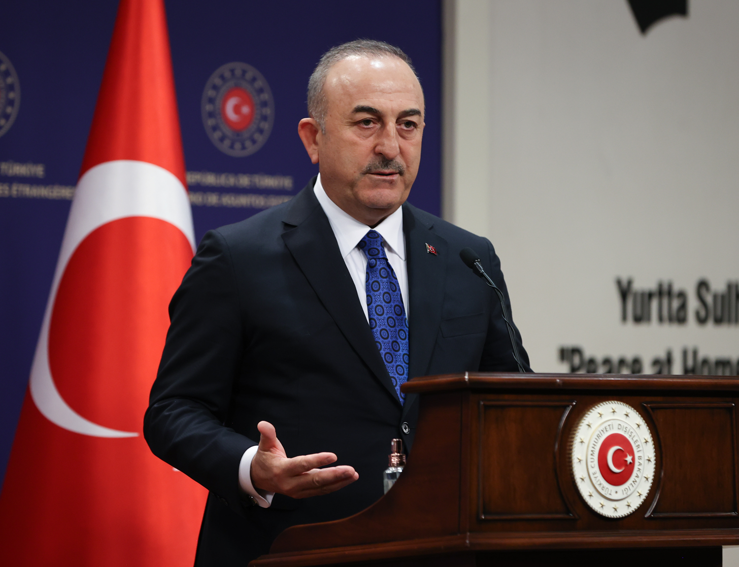 Bakan �avu�o�lu: Do�ru bir hareket de�ildir