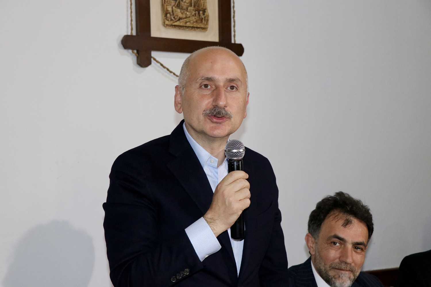 Bakan Karaismailo�lu Trabzon'da vatanda�larla bir araya geldi