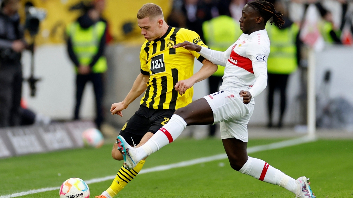 Borussia Dortmund, Stuttgart manda puanlar paylald