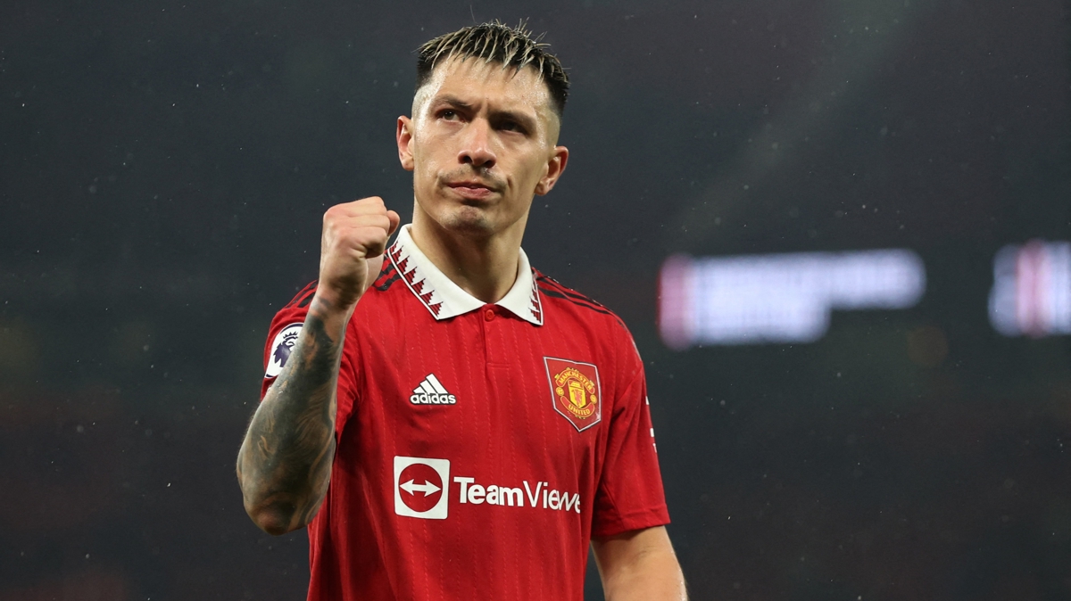Lisandro Martinez'den Manchester United'a kt haber