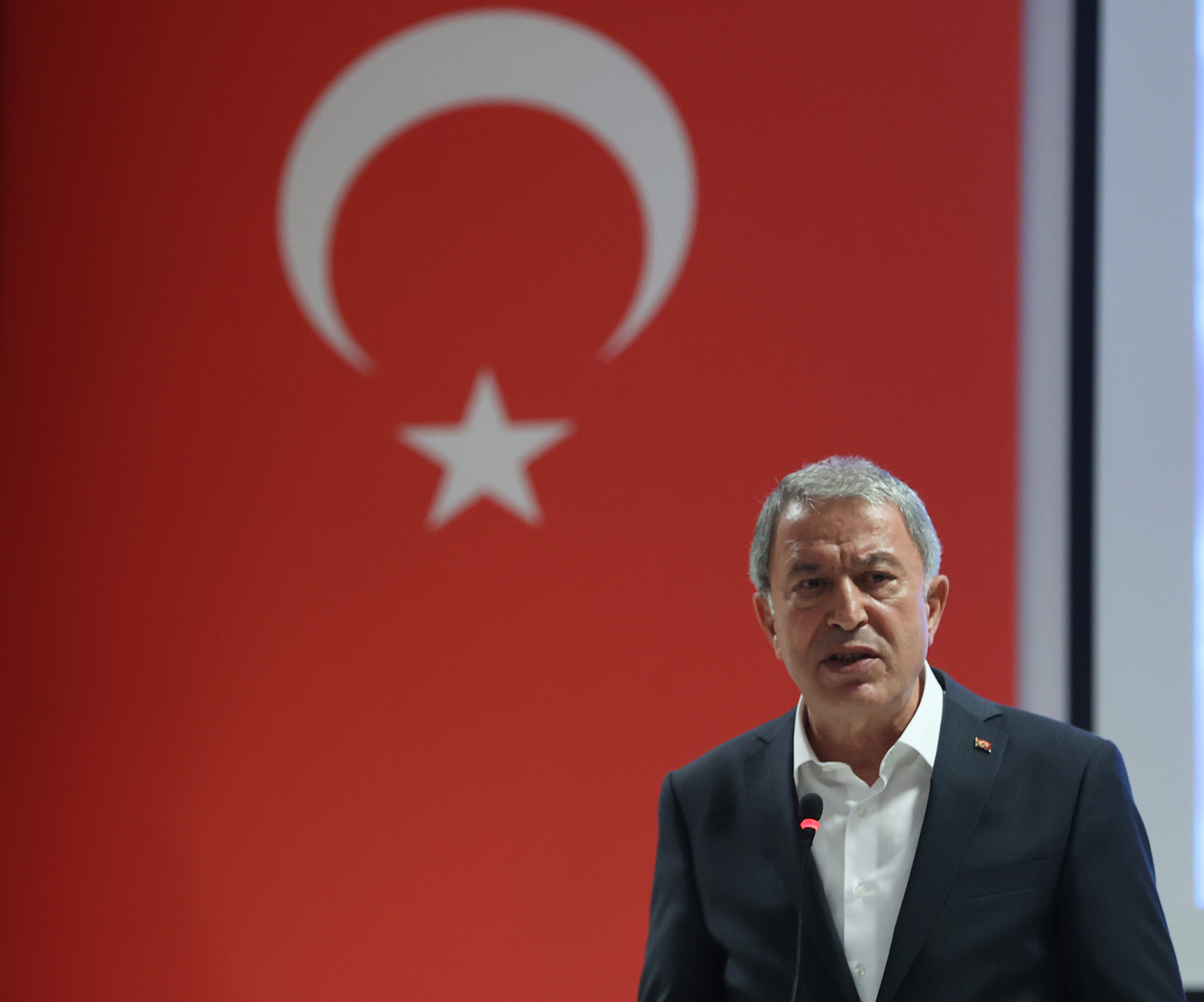 Bakan Akar: TSK'n�n g�c�n� g�rmeyenler g�recek ve duyacak!