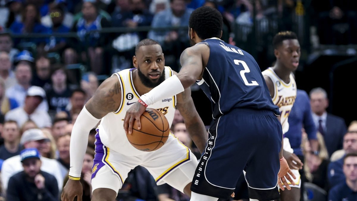Lakers eski forveti Barnes: Lakers, Kyrie'i alabilir