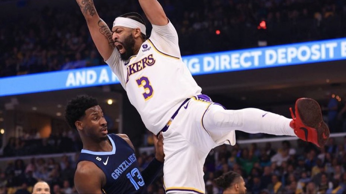 Los Angeles Lakers, Memphis Grizzlies karsnda 1-0 ne geti 