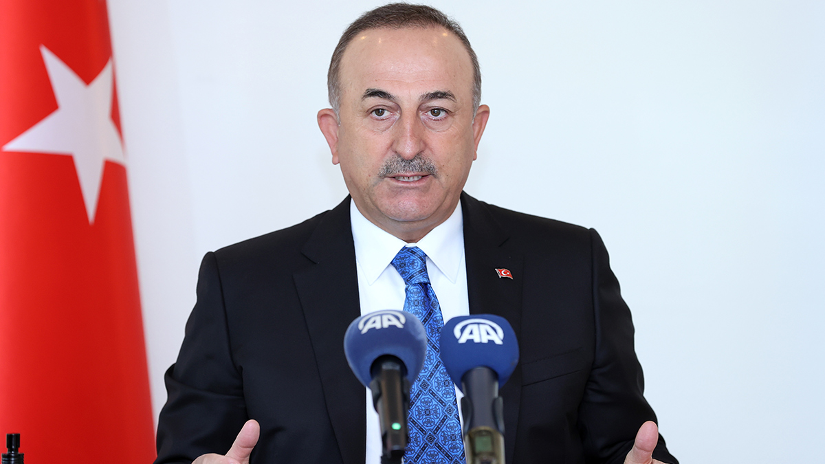 Bakan �avu�o�lu bizzat duyurdu: Yar�n ate�kes olacak