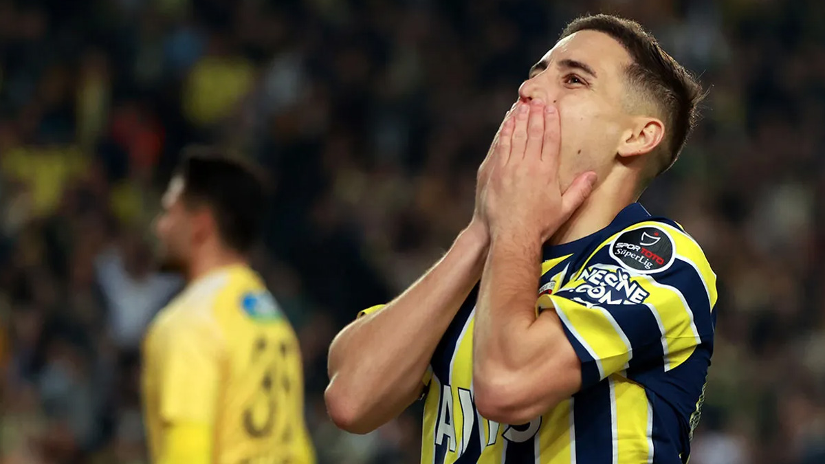Fenerbah�e'de Emre Mor depremi! Ortal�k y�k�ld�...