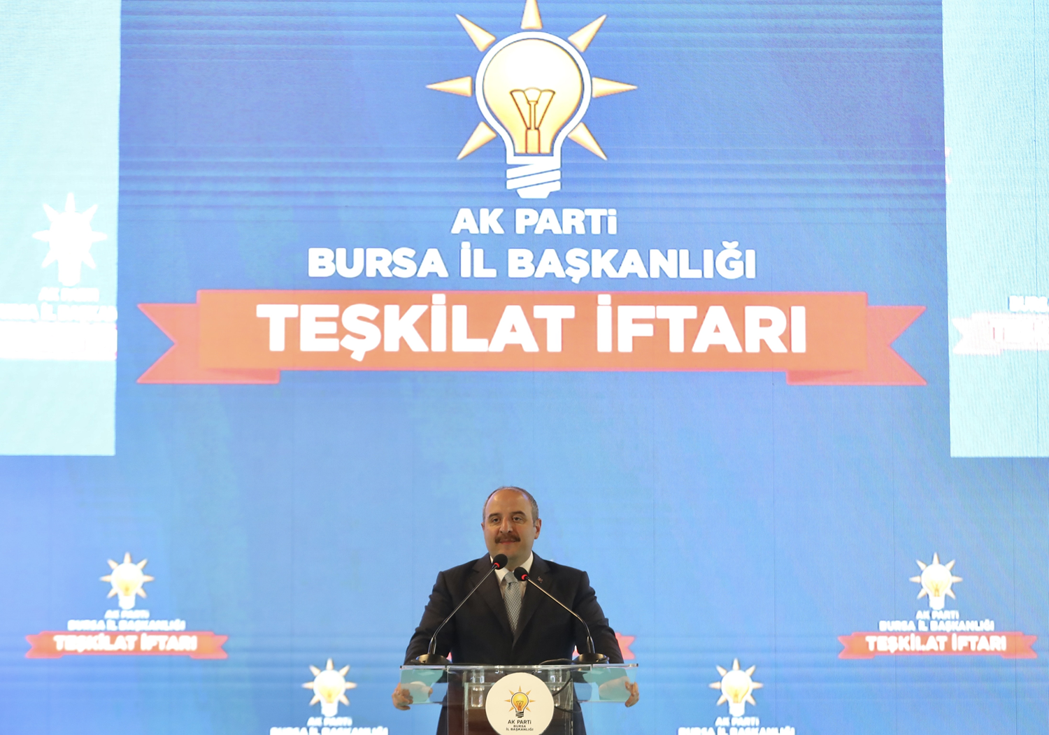 Bakan Varank: Tek dertlerinin ��kar �eki�mesi oldu�unu g�rebiliyoruz