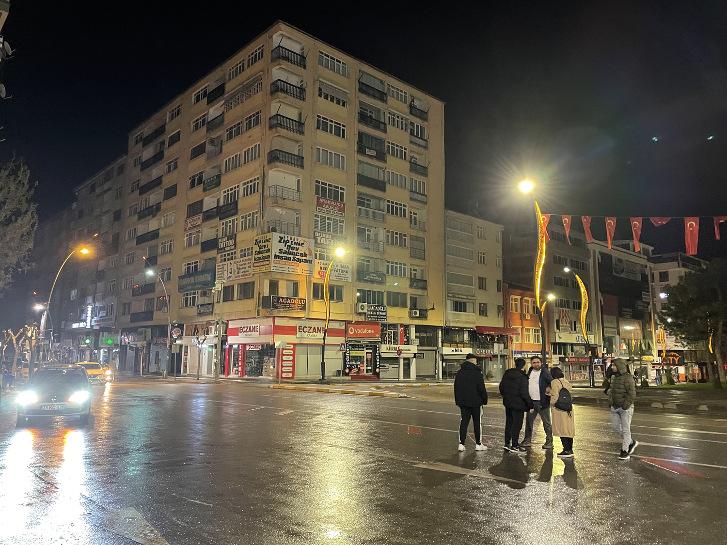 Elaz��'da korkutan deprem