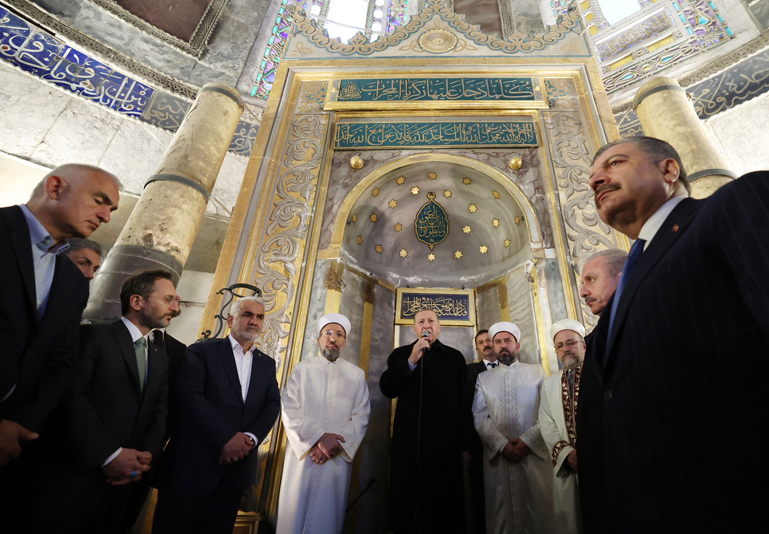 Cumhurba�kan� Erdo�an bayram namaz�n� Ayasofya Camii'nde k�ld�