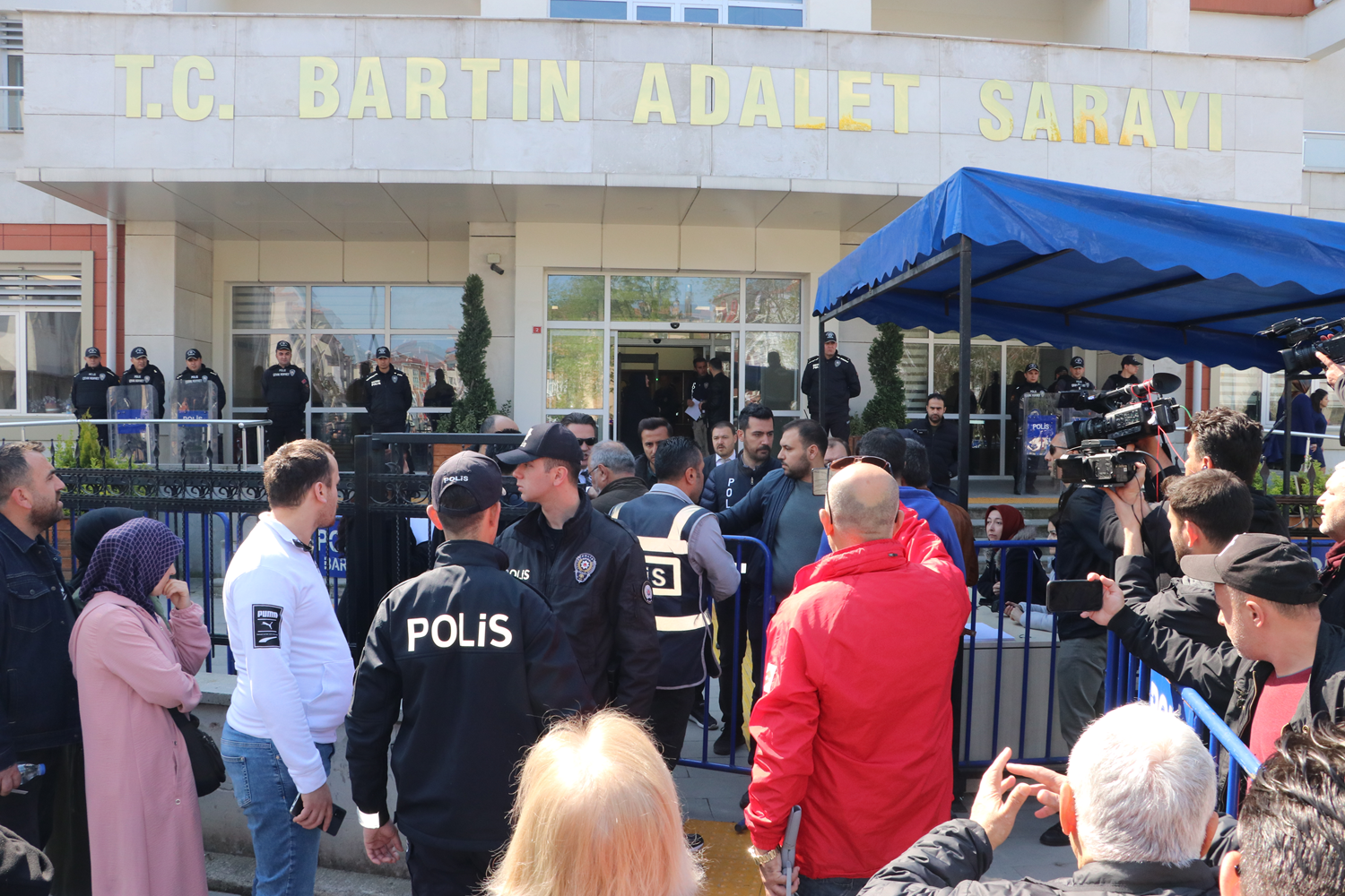 Amasra'da maden oca��ndaki patlamaya ili�kin davan�n g�r�lmesine ba�land�