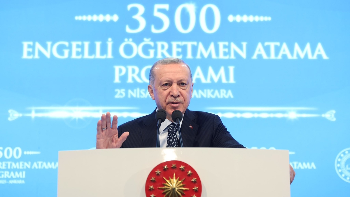Cumhurbakan Erdoan: Mays aynda 45 bin yeni szlemeli retmen atamas yapmay planlyoruz