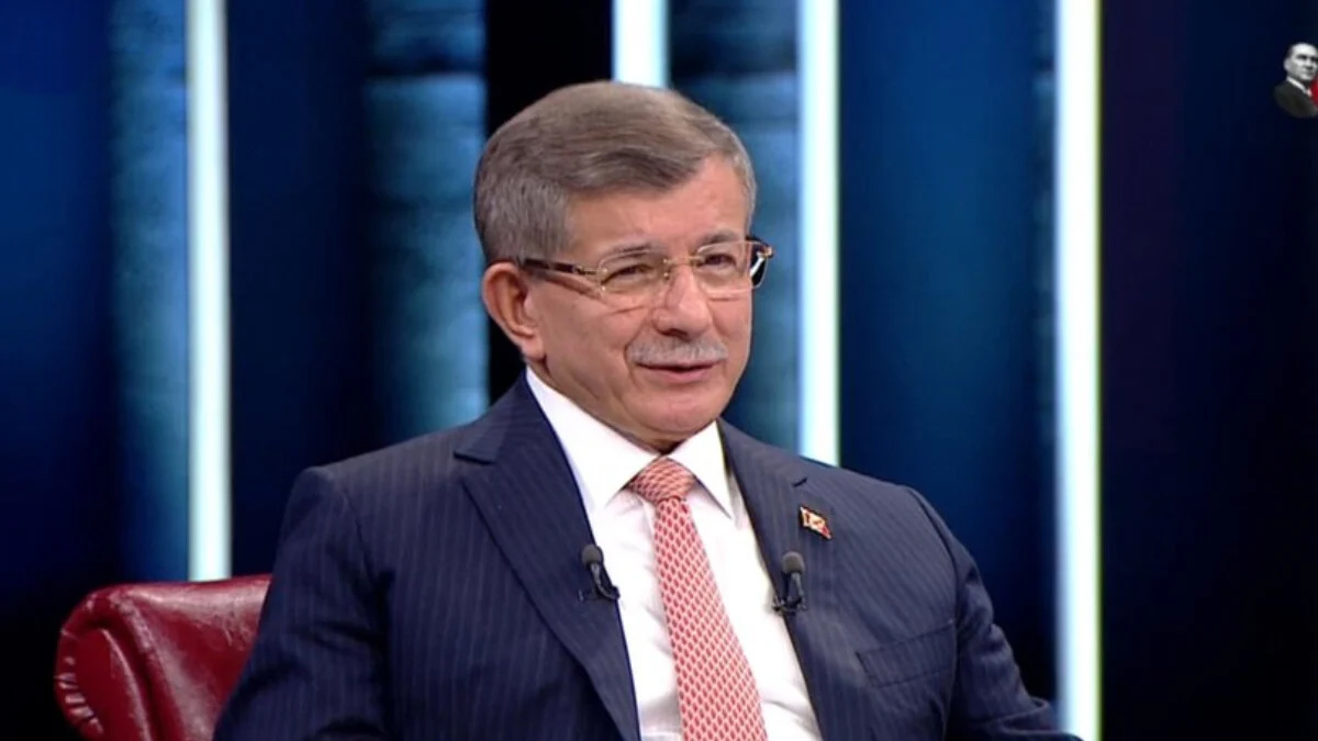 Se�menin CHP rahats�zl���... Davuto�lu: Halam bile bana oy vermeyecek!