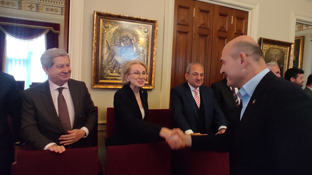 Bakan Soylu'dan Ermeni Patrikhanesi'ne ziyaret