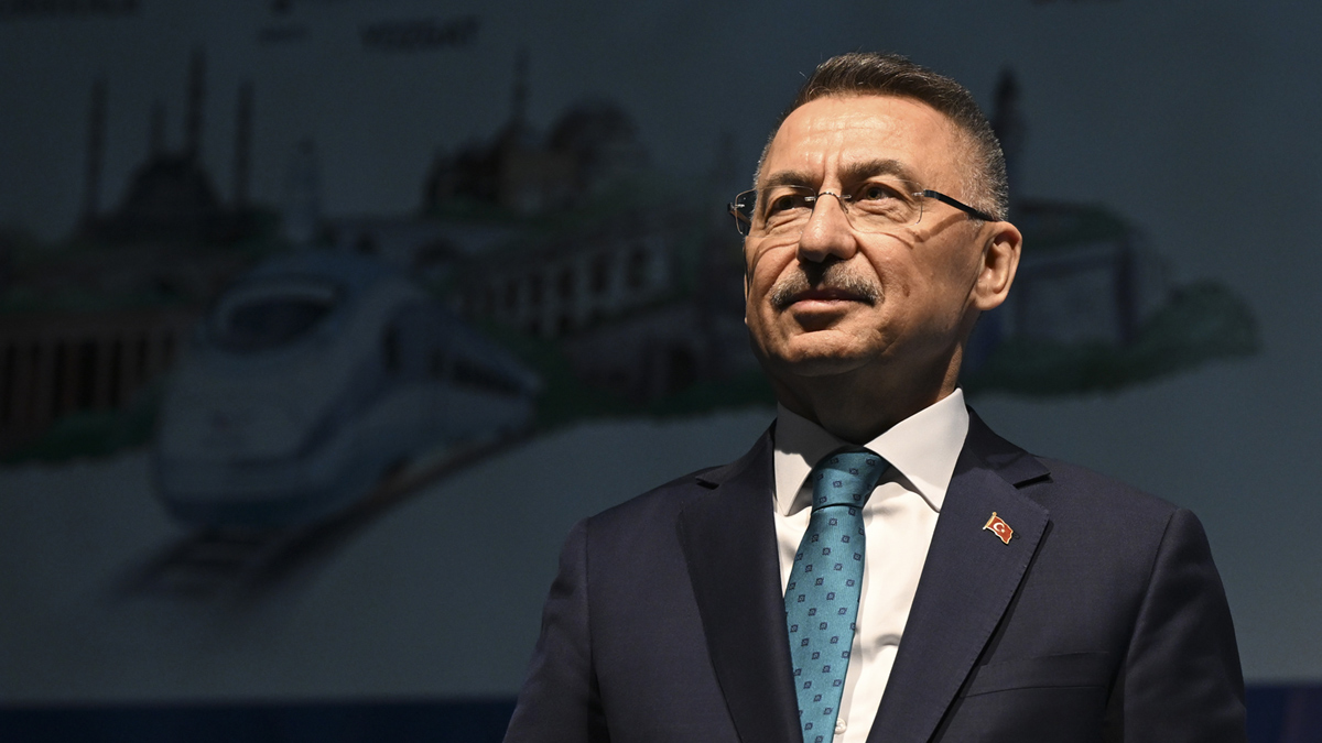 Fuat Oktay 7'li koalisyona sert ��kt�: Ter�r �rg�tlerinden tefecilere, herkese mavi boncuk da��t�yorlar