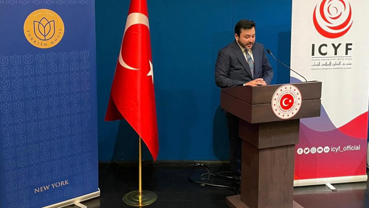ICYF Bakan Taha Ayhan: Deprem sonrasnda genlerin yardm almalar gelecek iin umut olmutur