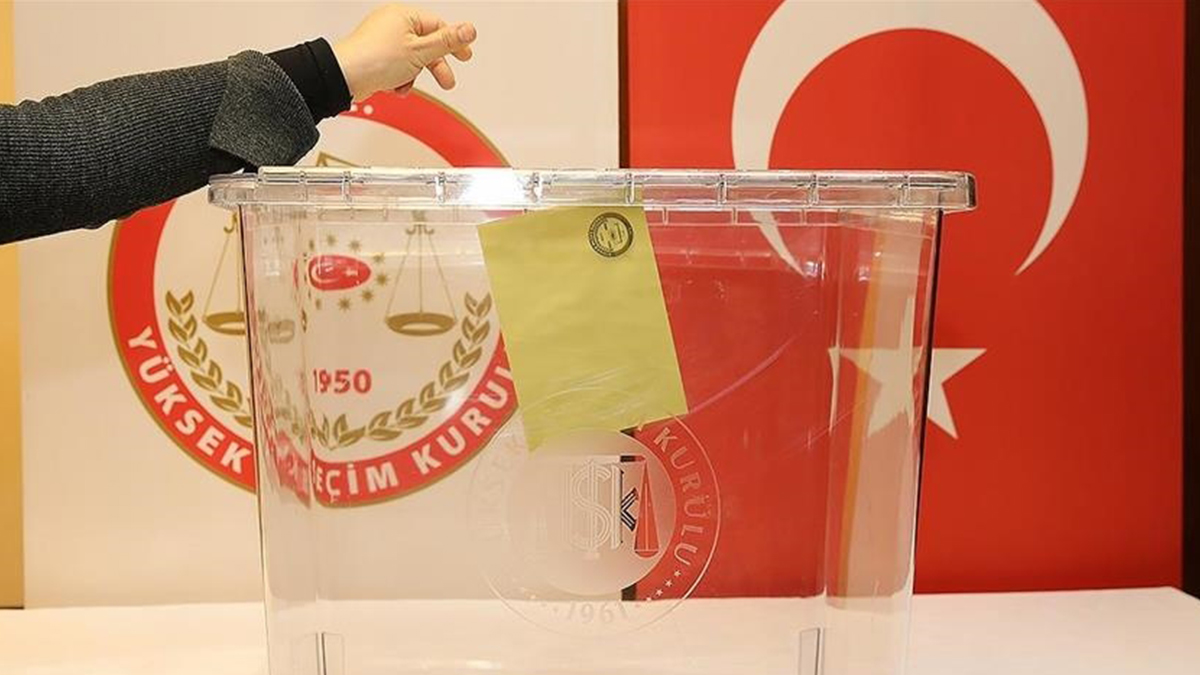 Cumhurba�kan� adaylar� ve siyasi partilerin propaganda konu�ma s�ralar� belirlendi