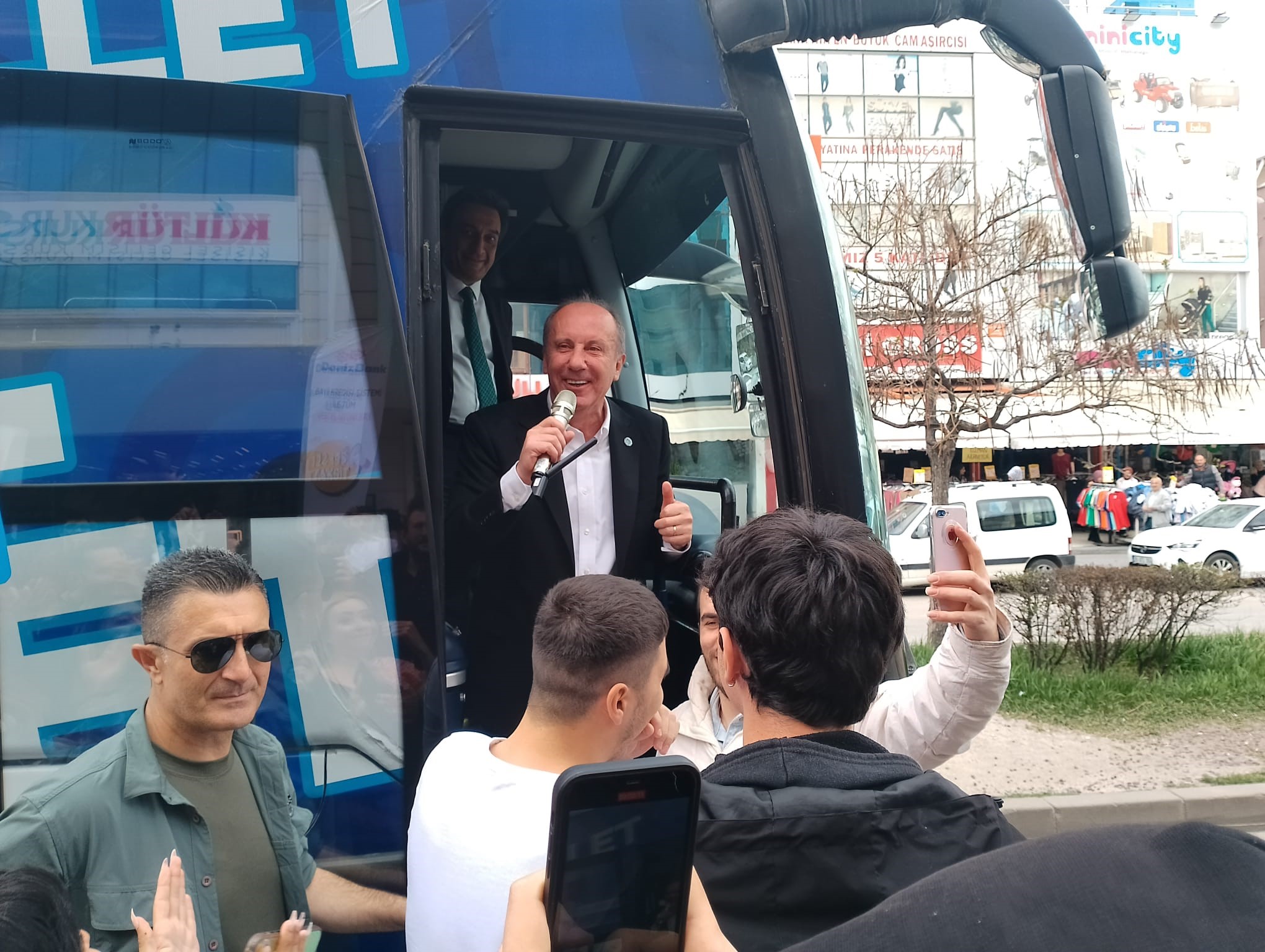 �nce'den Babacan'a: Birinci turda K�l��daro�lu'na oy verecek mi ondan da ��pheliyim