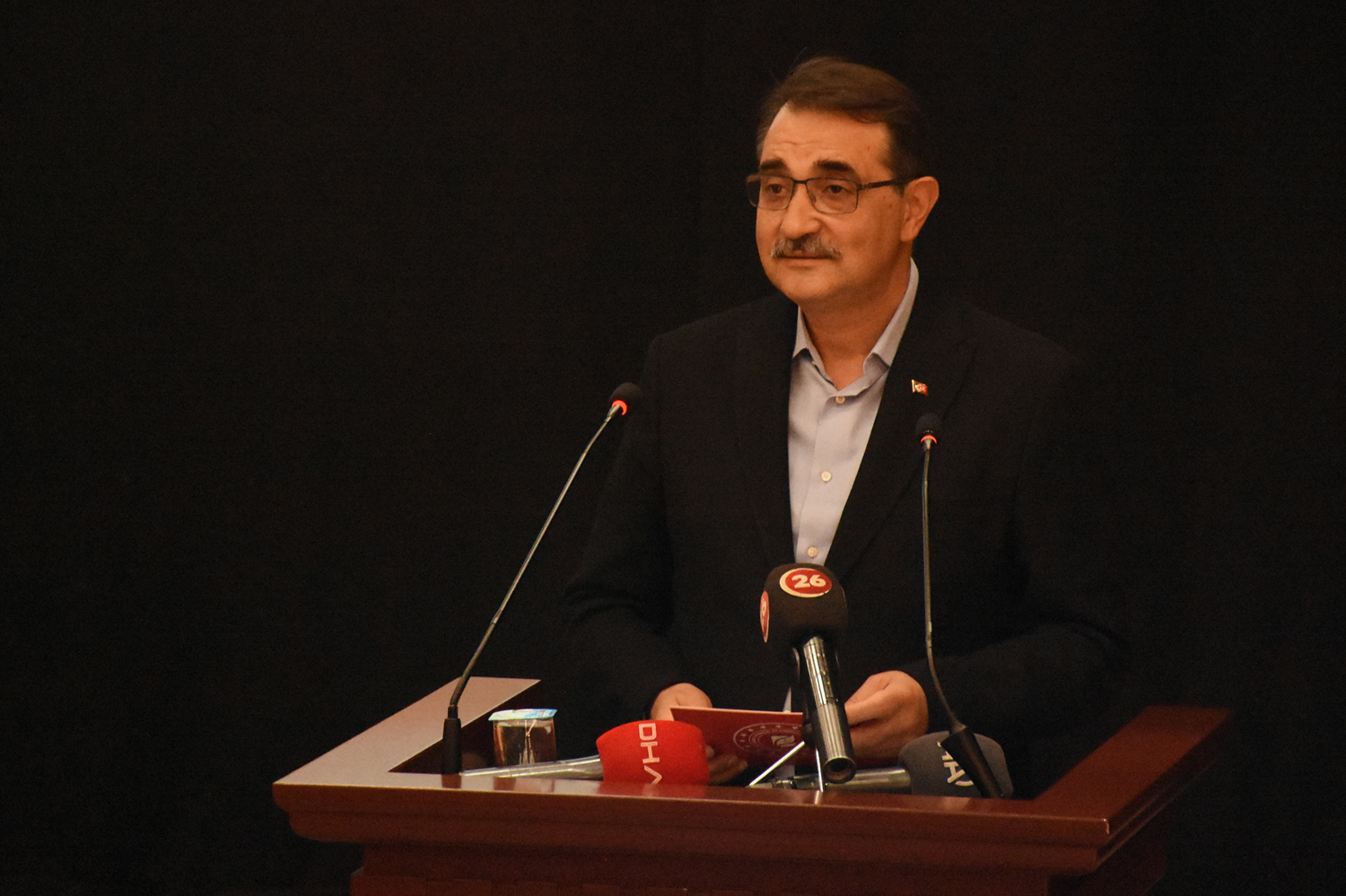 Bakan D�nmez: Art�k personelin y�zde 70'i kendi insan kayna��m�z