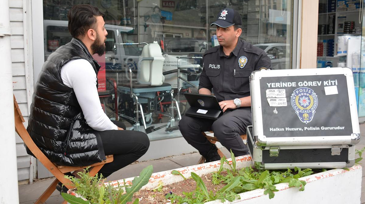 EGM, 'mobil ifade kiti' uygulamas�n� yayg�nla�t�racak